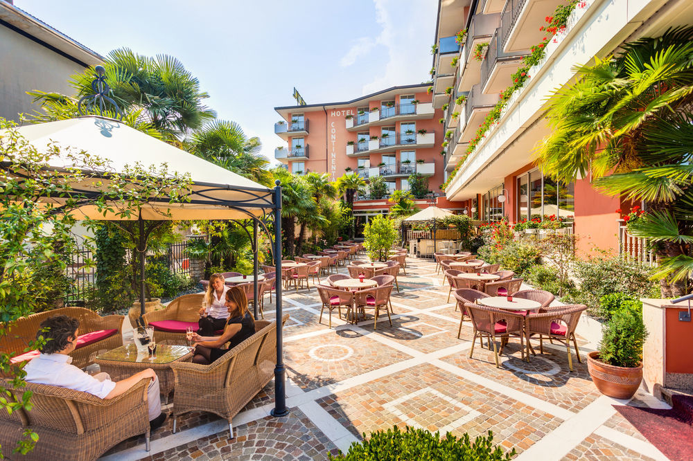 Hotel Continental - Tonelli Hotels Torbole Sul Garda Dış mekan fotoğraf