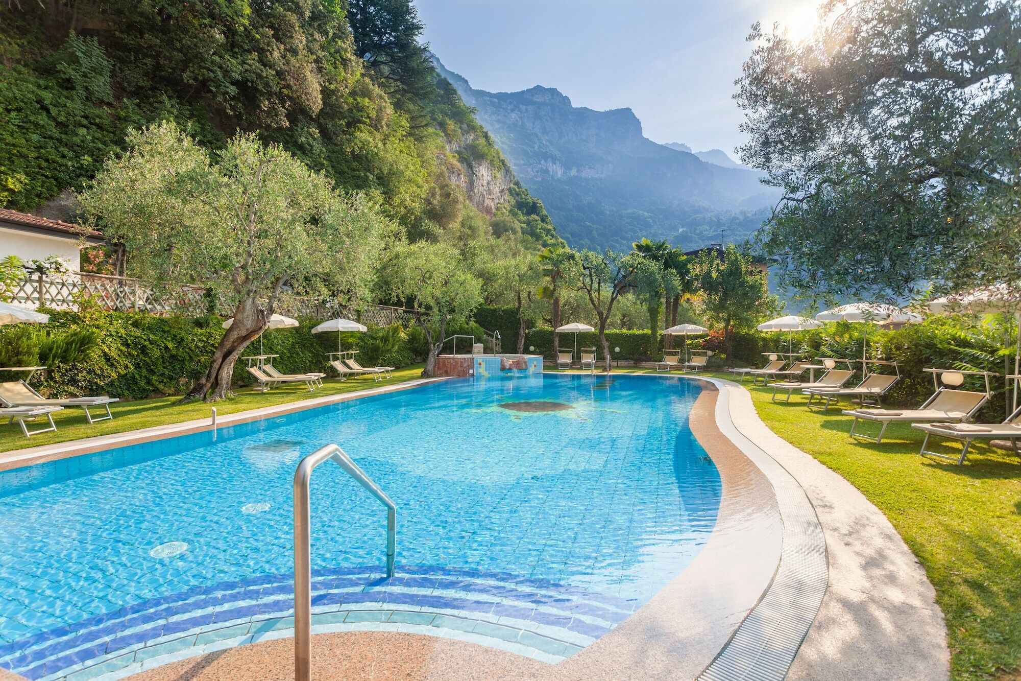 Hotel Continental - Tonelli Hotels Torbole Sul Garda Dış mekan fotoğraf